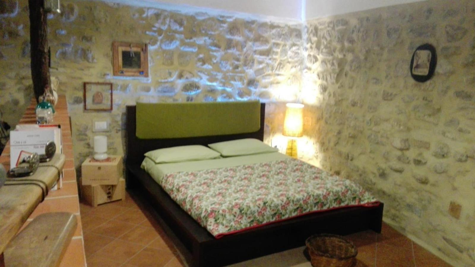 Giro Di Vite Villa Рока Империале Екстериор снимка